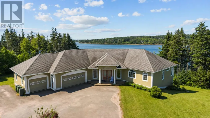 40 Sunset Drive, Souris, Prince Edward Island C0A2B0