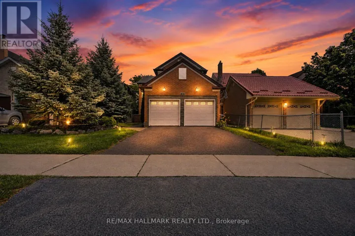 329 KINGSBRIDGE GARDEN CIRCLE, Mississauga (Hurontario), Ontario L5R1K9