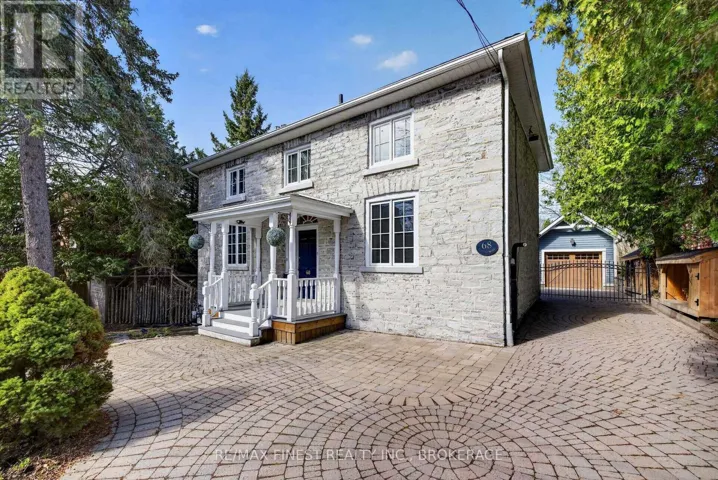 68 COLLINGWOOD STREET, Kingston (Central City East), Ontario K7L3X4