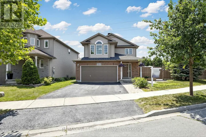 571 ST MORITZ AVENUE, Waterloo, Ontario N2T2Z3