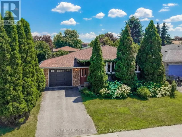 25 MADILL CRESCENT, Kawartha Lakes (Lindsay), Ontario K9V5X3