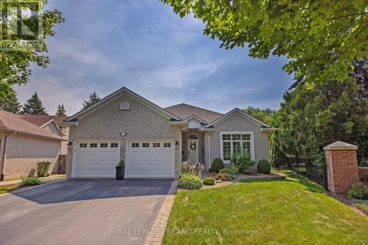 15 AUGUSTA CRESCENT, St. Thomas, Ontario N5R6J8