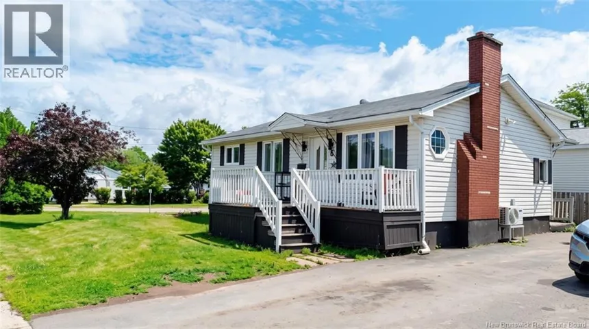 6 Magee Avenue, Moncton, New Brunswick E1A3H4