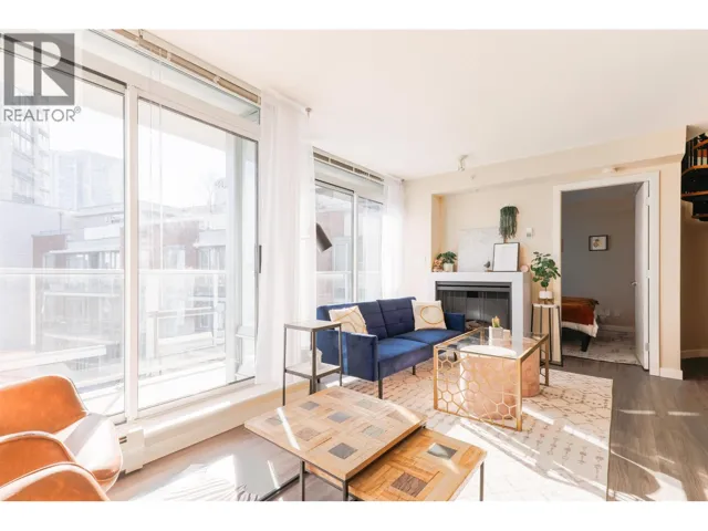 711 618 ABBOTT STREET, Vancouver, British Columbia V6B0B9