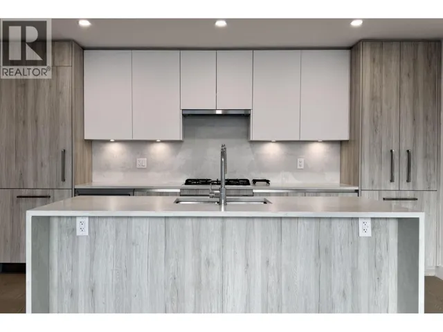 3-BRM 423 6TH STREET, West Vancouver, British Columbia V7T0A1