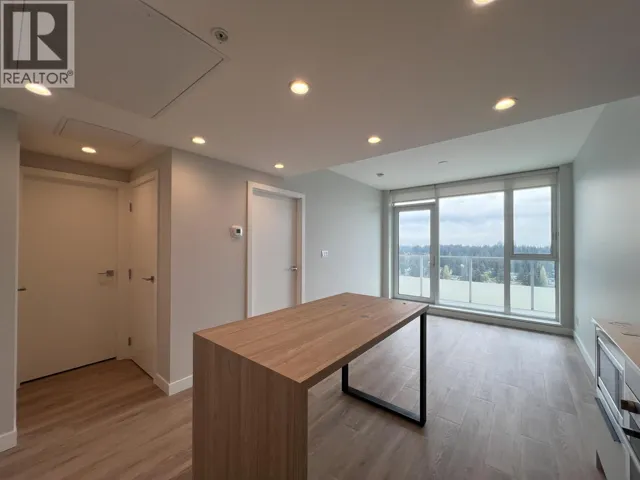 4502 567 EMERSON STREET, Coquitlam, British Columbia V3J0M8
