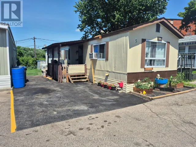 5 - 3233 DERRY ROAD E, Mississauga (Malton), Ontario L4T1A8