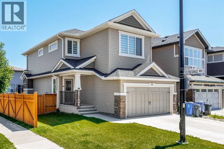 225 Buckskin Way, Cochrane, Alberta T4C2R7