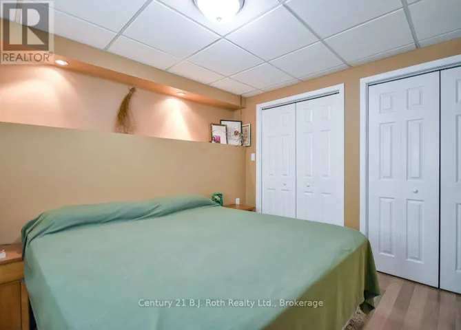 780