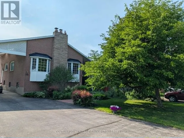 20 OAKRIDGE AVENUE, Kingston (Central City East), Ontario K7L4S9