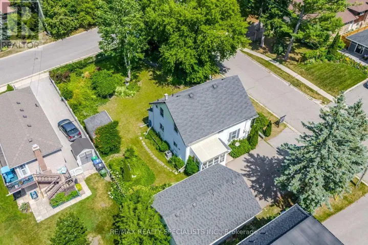 173 VICTORIA STREET, Caledon (Bolton East), Ontario L7E3H5