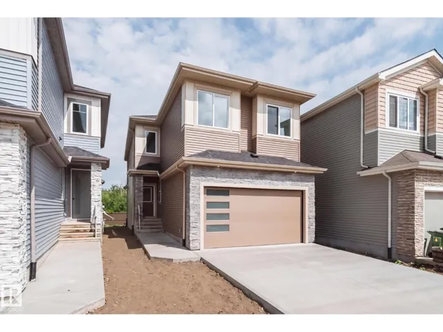 8816 183 AV NW, Edmonton, Alberta T5Z0S8