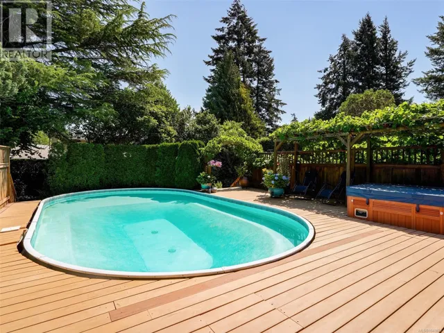 104 Leila Pl, Colwood, British Columbia V9B2J3