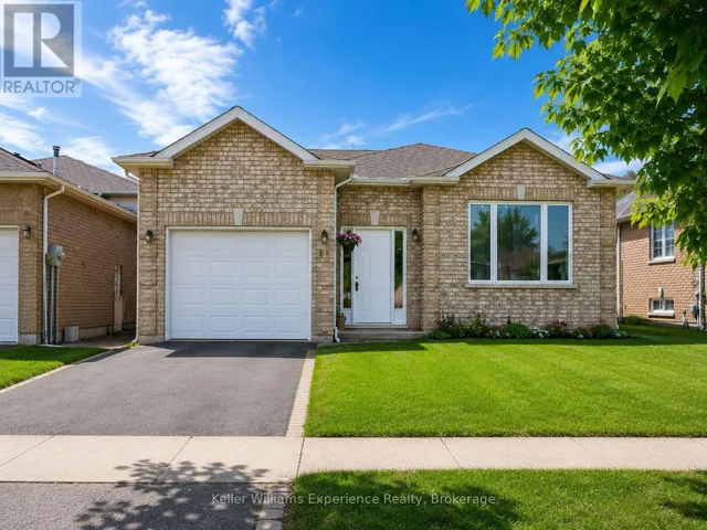 B - 16 NICOLE MARIE AVENUE, Barrie (East Bayfield), Ontario L4M6Y8