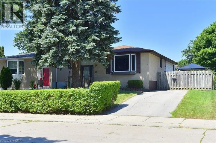12 RAINHAM Street, Hamilton, Ontario L8W1J8