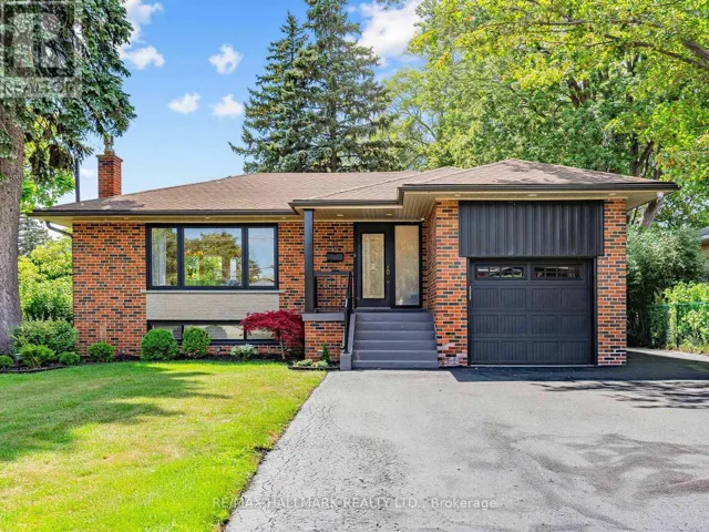 8 TUFTON CRESCENT, Toronto (Victoria Village), Ontario M4A2E3