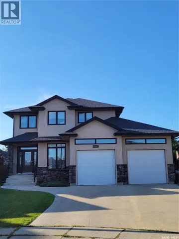 718 Patrick BAY, Saskatoon, Saskatchewan S7W0G3