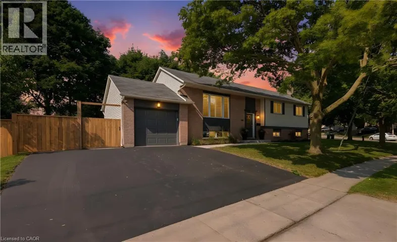 383 GRAND RIDGE Drive, Cambridge, Ontario N1S4A8