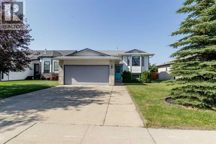 10 Kingston Drive, Red Deer, Alberta T4P3P9