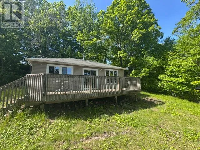 2458 HOWE ISLAND DRIVE, Frontenac Islands (Howe Island), Ontario K7G2V6