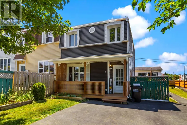 5 Mooney Crescent, St. John's, Newfoundland & Labrador A1G1J9