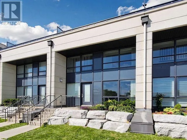 TH114 - 12 WOODSTREAM BOULEVARD, Vaughan (Vaughan Grove), Ontario L4L8C3