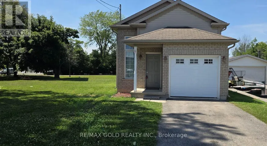 11 ROSE AVENUE, Welland (N. Welland), Ontario L3C2W8