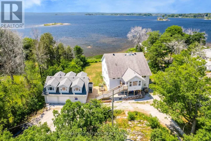 42 BLUFF POINT ROAD, Tay, Ontario L0K2C0