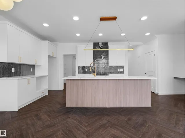 1733 Crossbill LO NW, Edmonton, Alberta T5S0Y6