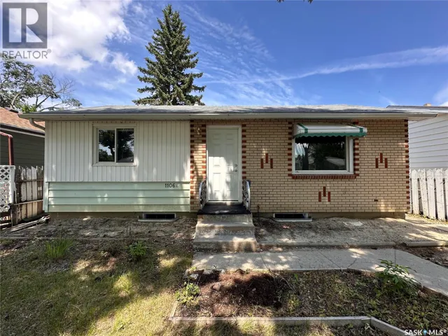 1106 10th AVENUE E, Regina, Saskatchewan S4N0J2