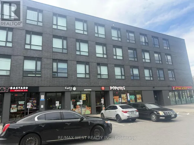 302 - 1800 SIMCOE STREET N, Oshawa (Samac), Ontario L1G0C2