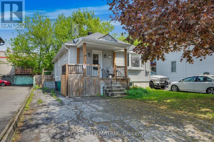 261 MONTFORT STREET, Ottawa, Ontario K1L5P1