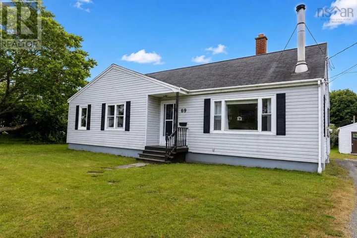 69 King Street, Yarmouth, Nova Scotia B5A2Y2