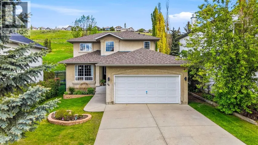 44 Gleneagles View, Cochrane, Alberta T4C1P1