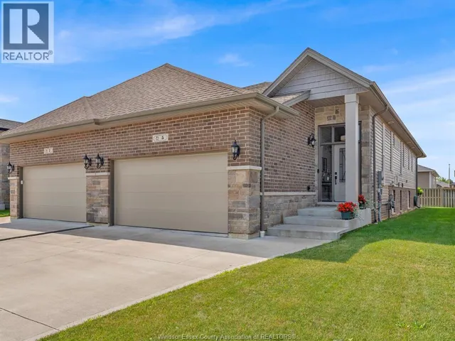 5 WOODLAND STREET, Kingsville, Ontario N9Y0B1