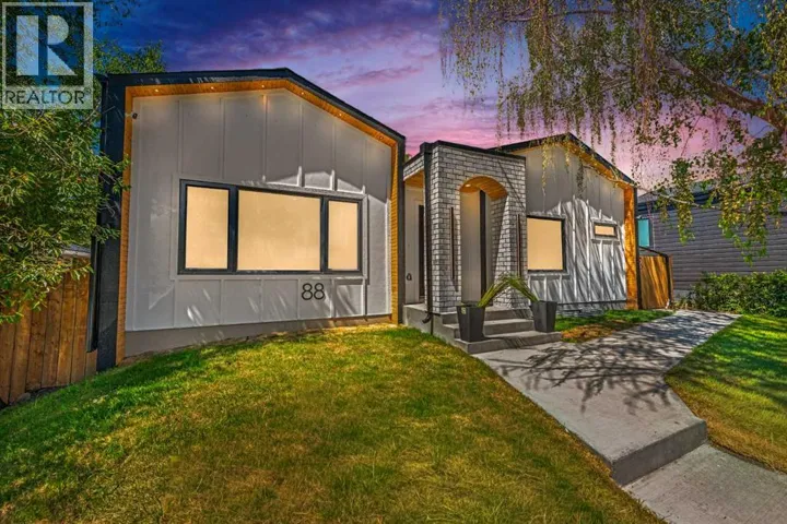 88 Cheyenne Crescent NW, Calgary, Alberta T2L0Z2