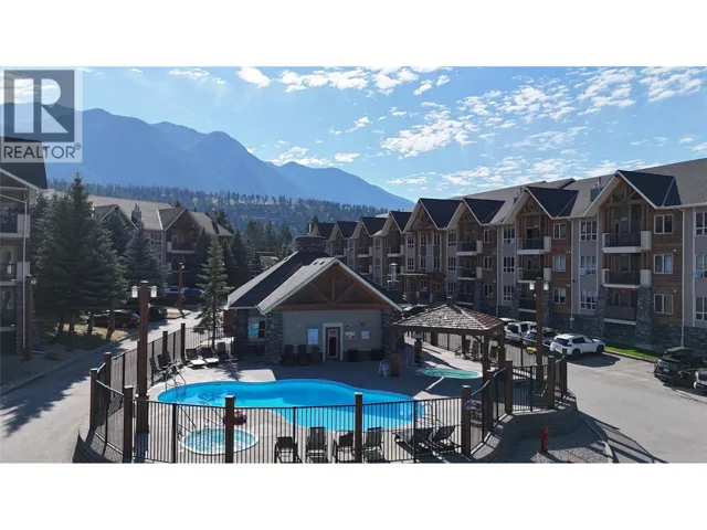 7495 COLUMBIA Avenue Unit# 2103, Radium Hot Springs, British Columbia V0A1M0