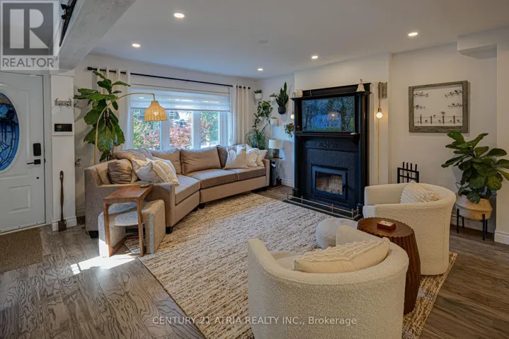 36 MILES ROAD, Toronto (Mimico), Ontario M8V1V3