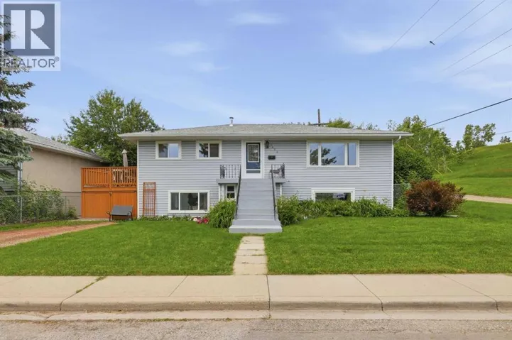 7403 20 Street SE, Calgary, Alberta T2C0P9