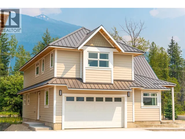 2014 Lanzo Lane, Revelstoke, British Columbia V0E2S1