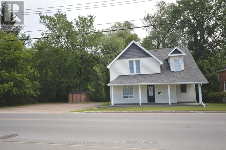 447 RAGLAN STREET S, Renfrew, Ontario K7V1R9