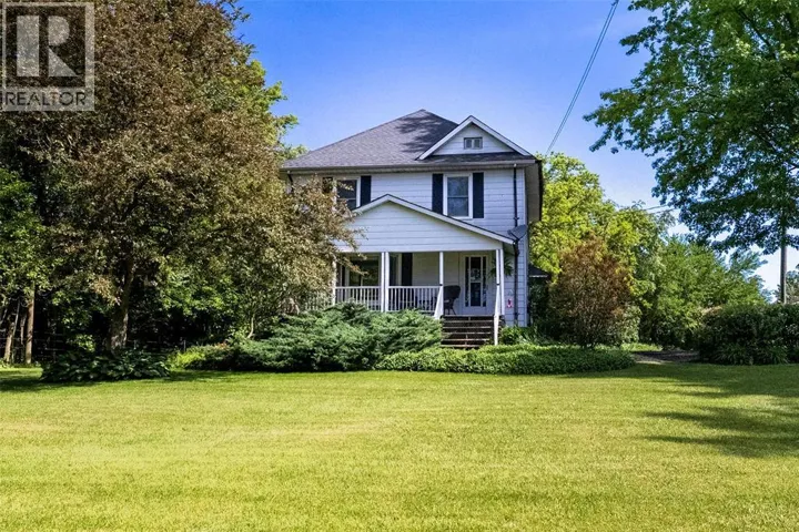 5848 DOUGLAS LINE, Lambton Shores, Ontario N0N1J5