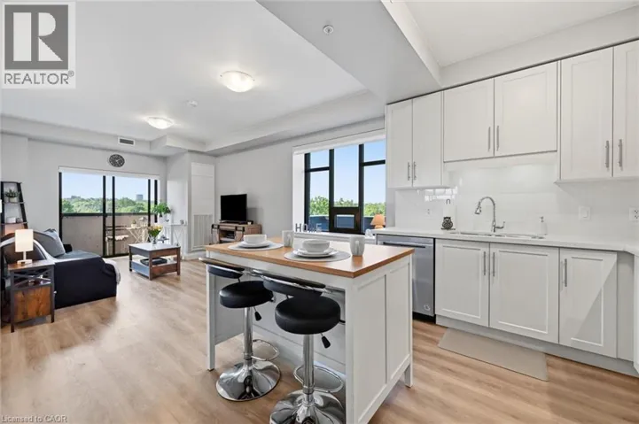 30 HAMILTON Street S Unit# 411, Waterdown, Ontario L8B1V8