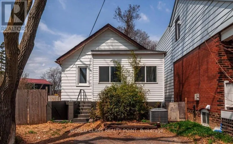 1 MCINTOSH STREET, Toronto (Birchcliffe-Cliffside), Ontario M1N3Y3