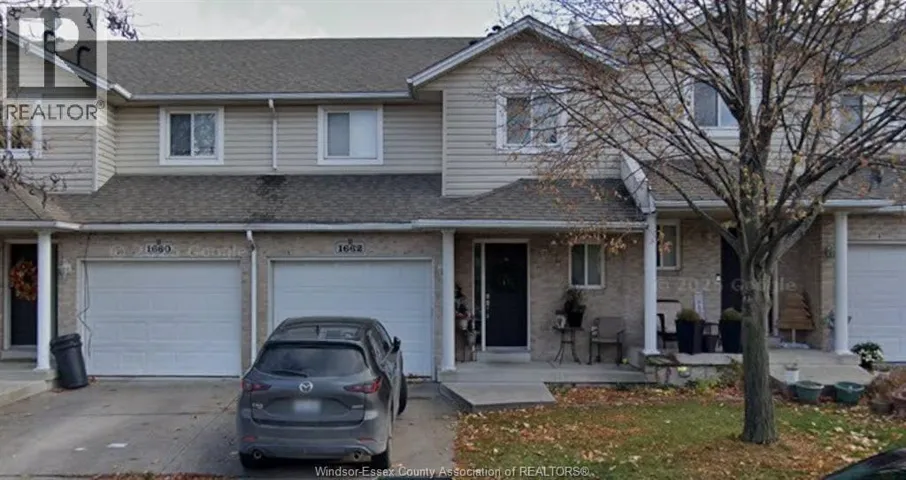 1662 Fieldcrest LANE, Tecumseh, Ontario N8N4Z8