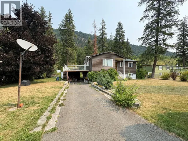 1421 DAVY Road, Clearwater, British Columbia V0E1N0