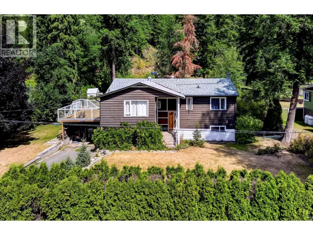 1421 DAVY Road, Clearwater, British Columbia V0E1N0