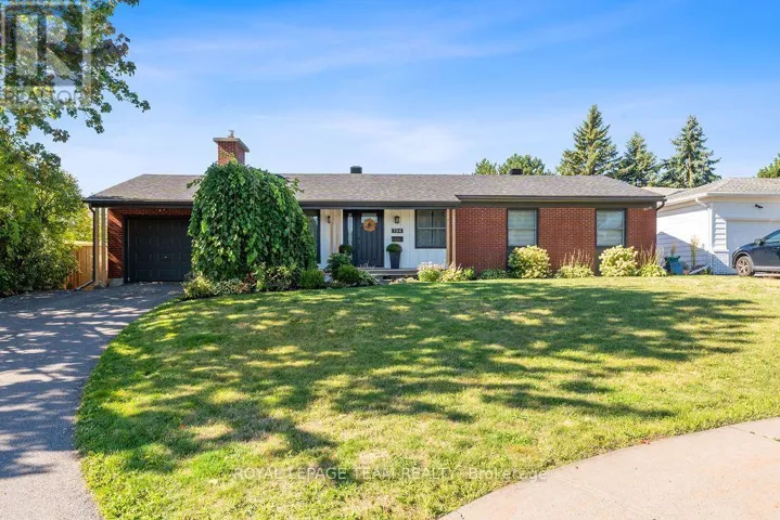 194 MORRENA ROAD, Ottawa, Ontario K2L1E1