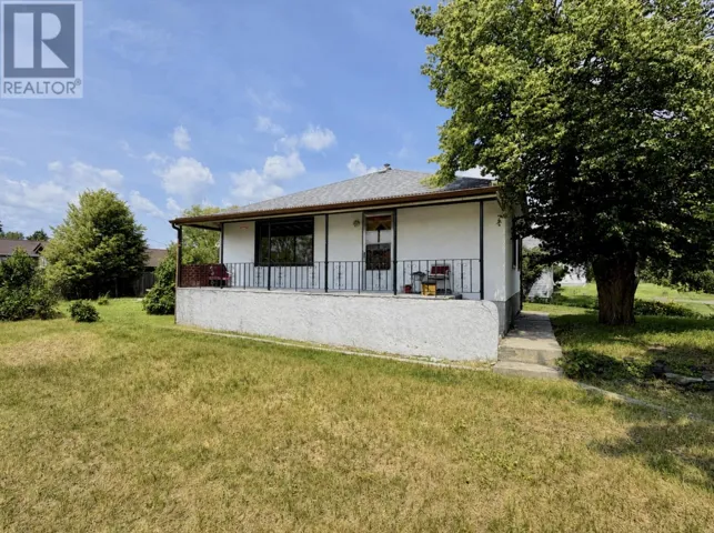 528 Eighth Street, Keewatin, Ontario P0X1C0