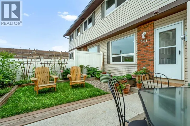 101, 740 Bracewood Drive SW, Calgary, Alberta T2W3N3